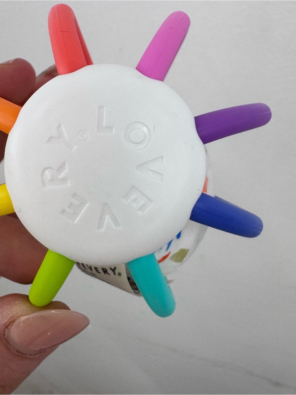 Lovevery Montessori Sensory Links Grasping Ball Baby Toy Teether Rainbow Silicon